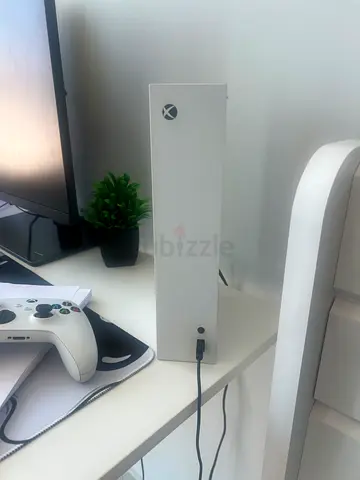 Microsoft Xbox Series X|S in Immaculate Condition