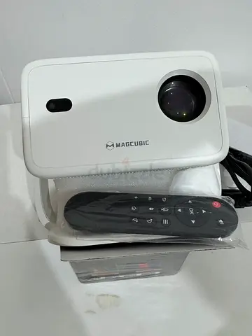 HD projector brand new