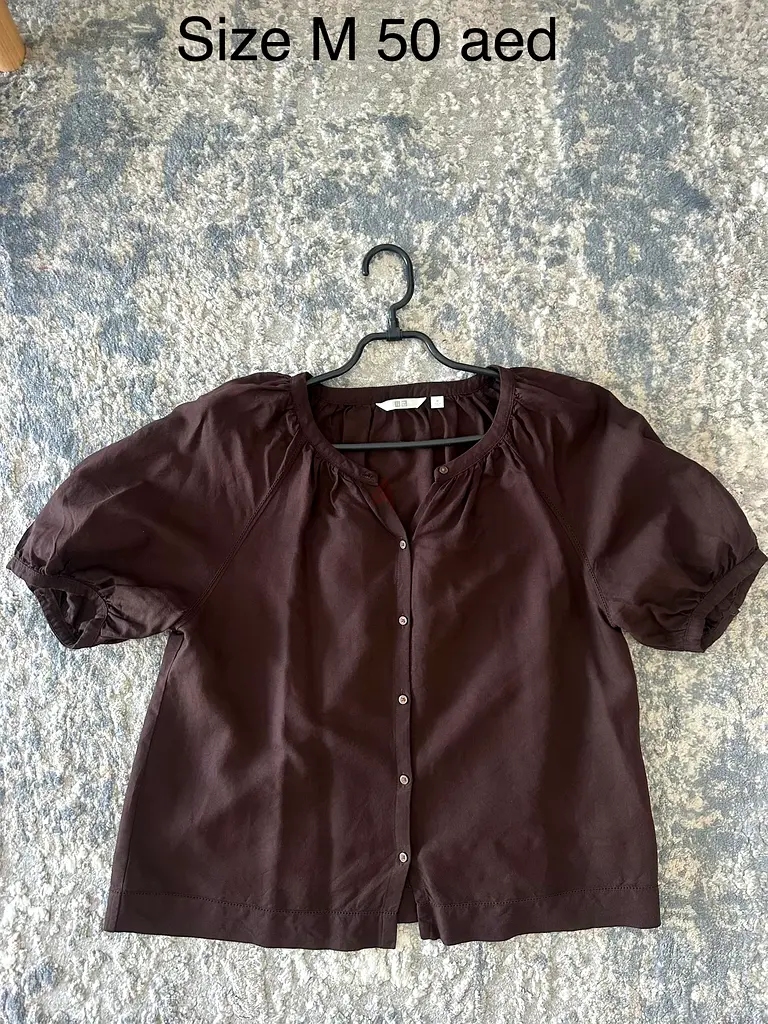 Uniqlo blouse size M dubizzle