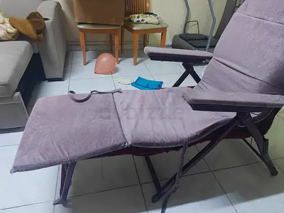 Comfortable Foldable Reclining Chair with Cushion for Relaxation