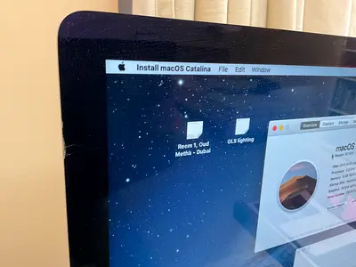 Apple iMac - 21.5 inch - 8GB RAM - 1TB Storage - Core i5