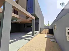 Luxurious home in the heart of community