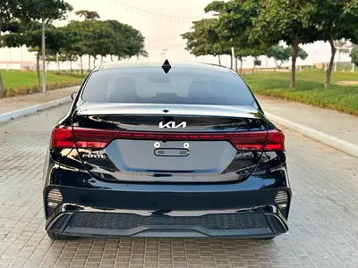 صورة 6 لـ 2022 KIA FORTE