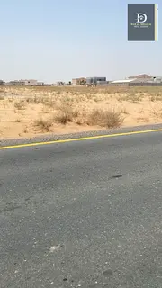 Residential land on the corner of a street and a lane for sale in Al Matraq at a bargain price