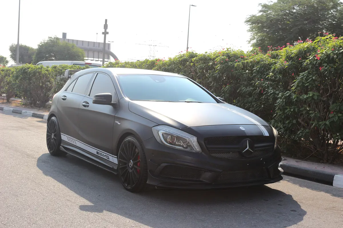 Mercedes-Benz A-Class 2014 — photo 1 of 14