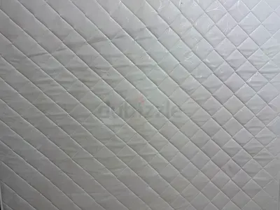 Luxurious White spring Mattress for Ultimate Comfort