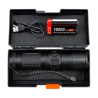 2 PC high quality flashlights 16800 mh bettery