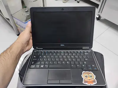 Dell Laptop - Ideal for Work and Play!