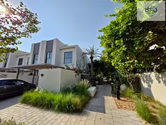 Ready to Movel 3br corner townhouse in zahia