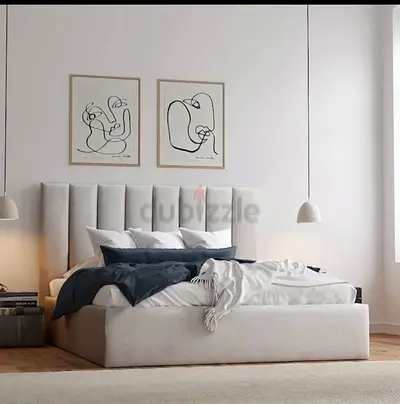 Elegant and Modern Bed with Stylish Headboard