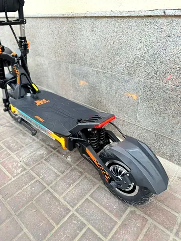 Kukrin G4 max Scooter