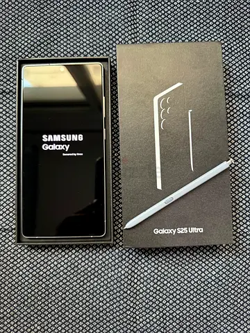 Samsung Galaxy S25 Ultra Titanium Silver Blue 1TB UAE Version with 9 month warranty
