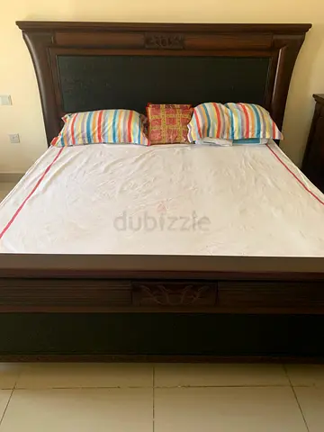 King-Size Bedroom Set (wooden) with medicated orthopedic mattress