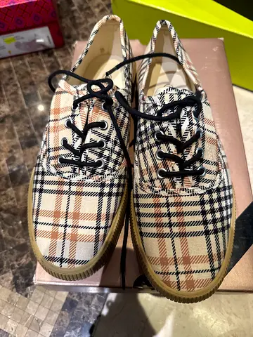 Women Stylish Burberry-Inspired Sneakers for Sale