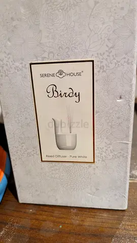 Elegant Serene House Reed Diffuser - Pure White