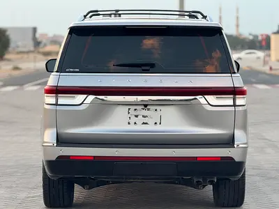 صورة 4 لـ 2024 Lincoln NAVIGATOR