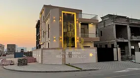 Special price for cash purchase of a villa including registration and ownership fees. Freehold owner