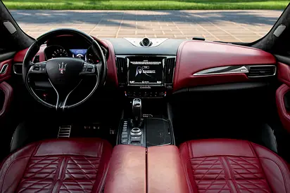 2021 Maserati LEVANTE — миниатюра 8