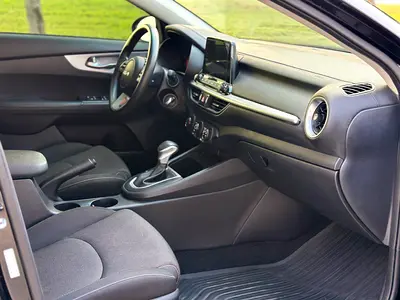 صورة 9 لـ 2022 KIA FORTE