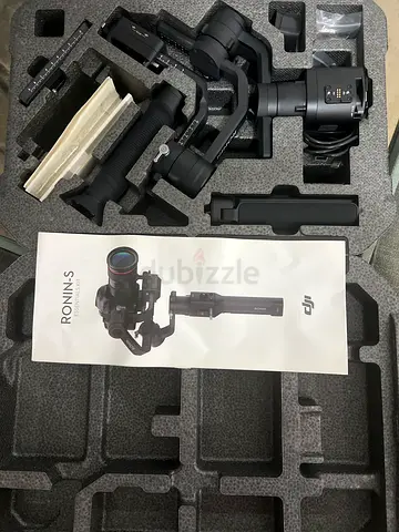 Professional camera tripod