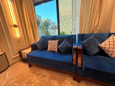 Vintage Sofa Set with Table included