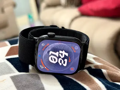 Apple Watch Series 11 46mm GPS Jet Black