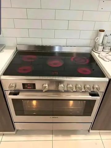 BOSCH Series 6 Model 5 Eyes Full Electric Ceramic Cooker Range Size 90×60 cm