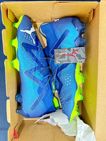 Puma Future Ultimate FG - Soccer cleat Size : 11 US , 44.5 EU- 350 AED