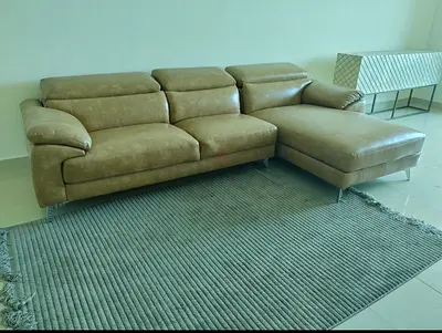Distress Deal. Luxurious Modern Leather Sofa with Chaise Lounge in affordable price