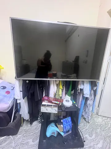 TCL 55 tv for sell screen can be repaired