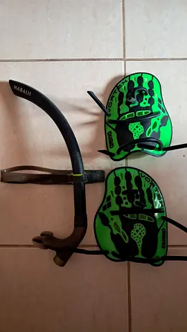 Swimming training pads and snorkel