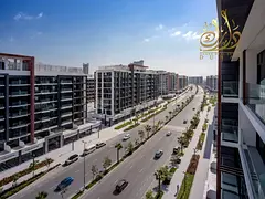 Your golden opportunity to invest– guaranteed returns and a prime location