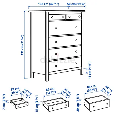 Ikea Stylish 4-Drawer Chest of Drawers - Perfect for Organizing Your Space!