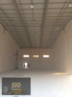 Warehouse for rent in Al-Thawb, 3400 sq ft, 25 kW electricity, price 130,000