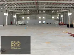 Spacious warehouse in Umm Al Thaub, Umm Al Quwain, ideal for storage or business, secure area, easy