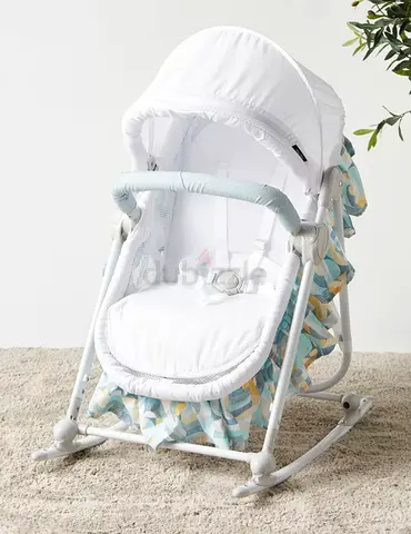 JUNIORS BABY ROCKER
