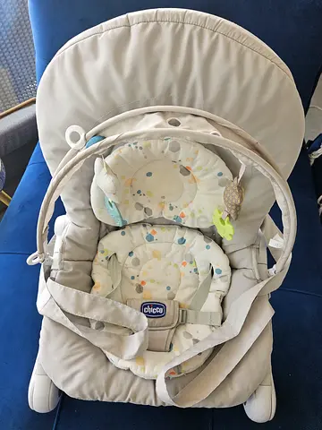 Chicco Baby Bouncer HOOPLA with toys- Comfort  Safety in One!