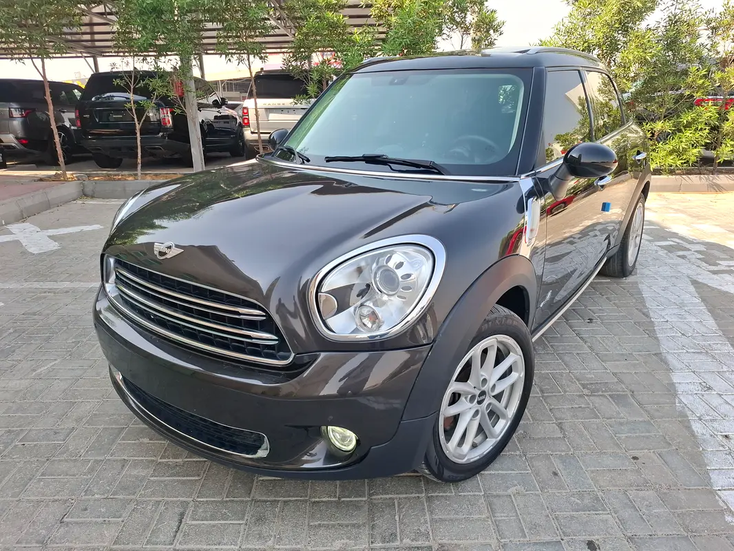 MINI Countryman 2015 — photo 1 of 15