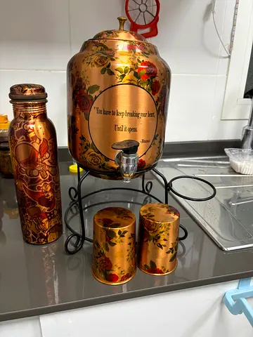 Copper water dispenser
