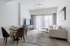 1br Apartment, Act One Act Two Tower 2, Downtown
