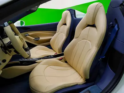 صورة 16 لـ 2022 Ferrari F8 SPIDER