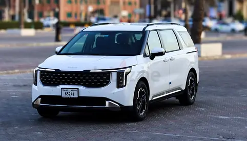 COMFORTABLE FAMILY CAR - FREE DELIEVERY FOR WEEKLY RENTALS