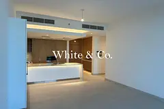 Luxury 2 Br | Amazing Views | with Maid