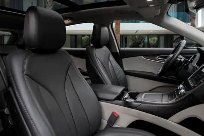 2020 Lincoln NAUTILUS 照片 11