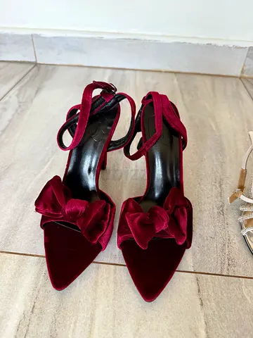 Burgundy velvet high heels