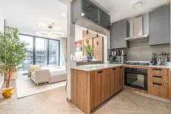 Contemporary Studio | Close to Circle Mall