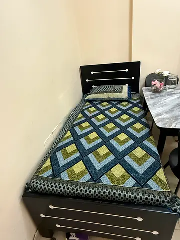 Bed single