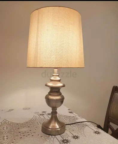 Table lamp
