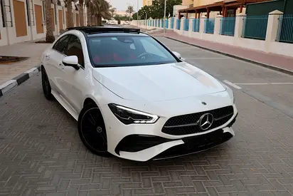 Mercedes-benz CLA250-2025-4Matic-2500KM-Under Warranty AND Service -GCC Specs