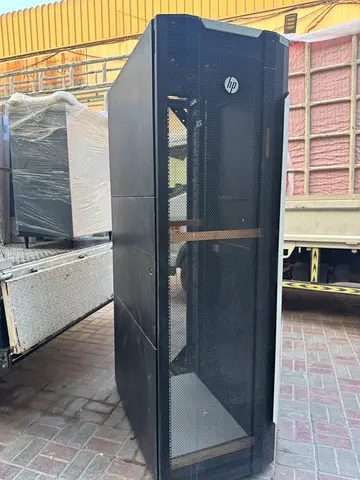Used HP cabinet for sale